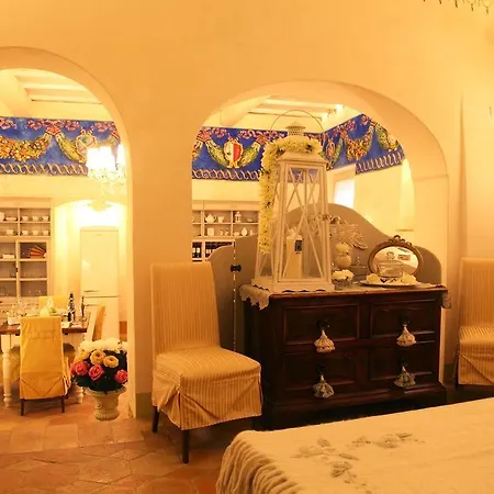 Apartment Decameron House
