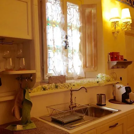 Decameron House Apartment